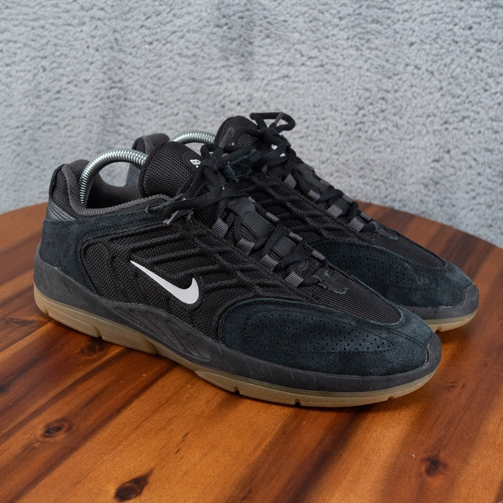 Nike SB Vertebrae Mens Size 9 Black Suede Gum Sole
